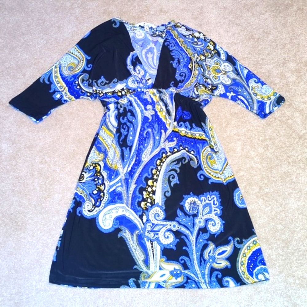 Paisley V-neck Dress / 5th & Love Paisley Dress